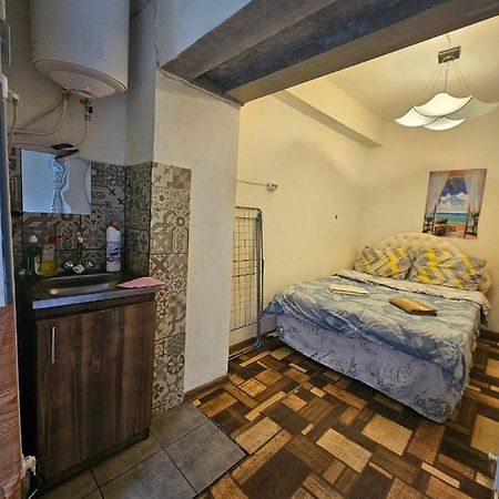 Cozy Studio In Yerevan'S Center Екстериор снимка